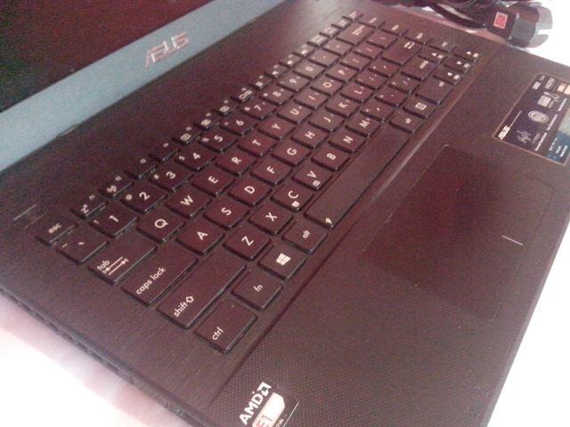 Asus X452E Amd E1-2500 HDD 500GB Garansi masih panjang | Surabaya