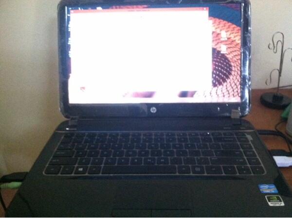 Laptop hp sleekbook 14" core i3