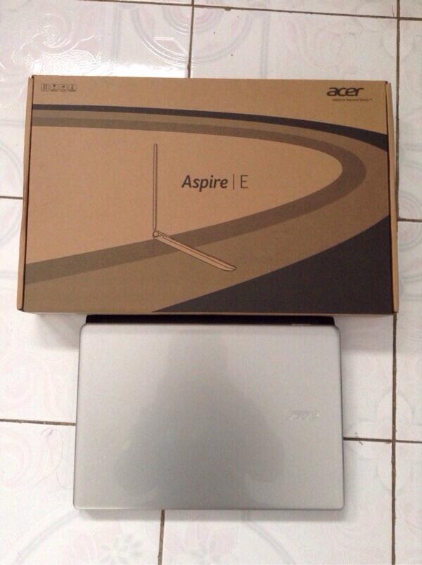 Laptop acer aspire E1-470, Core i3, Ram 4Gb