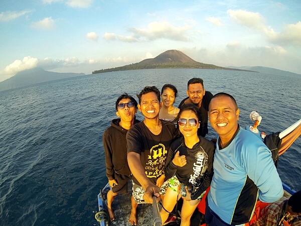 SELAMI LAUT DAN DAKI GUNUNG KRAKATAU HARI KEMERDEKAAN 15 - 17 AGUSTUS 2015