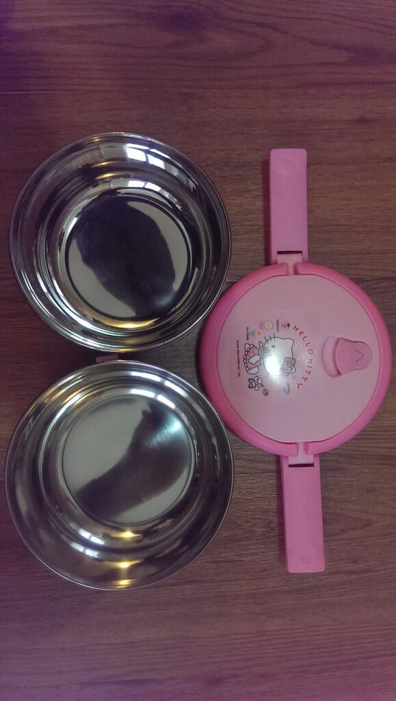 Rantang Hello Kitty !!! koleksi buat HK lover :)