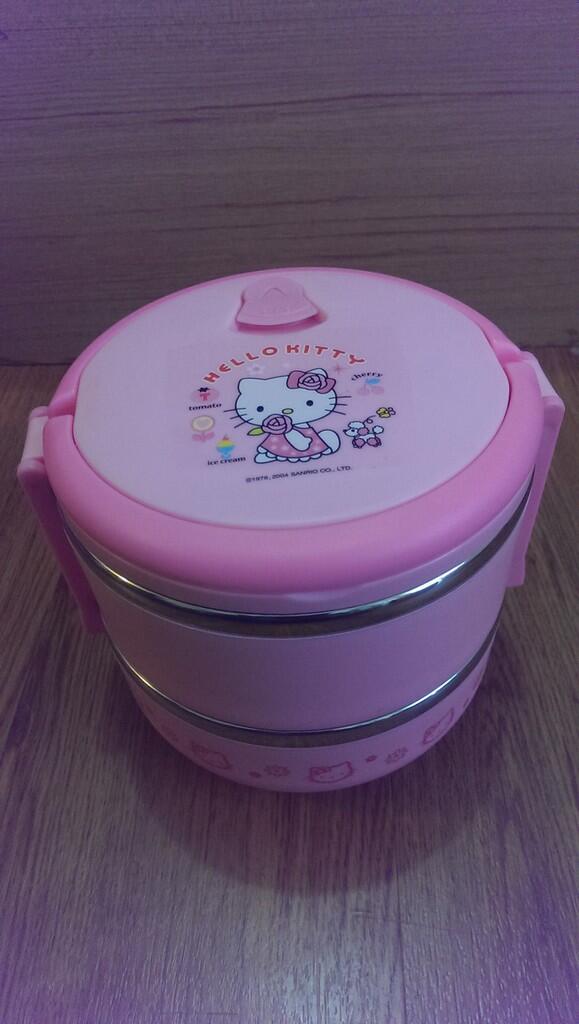 Rantang Hello Kitty !!! koleksi buat HK lover :)