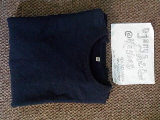 Parka Easthood, Parka Hush Puppies, Sweater BAPE, Sweater Nike, Sweater Uniqlo, etc
