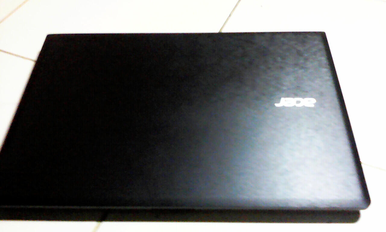 Acer Z1401-C5S5 Garansi 6 Oktober 2017