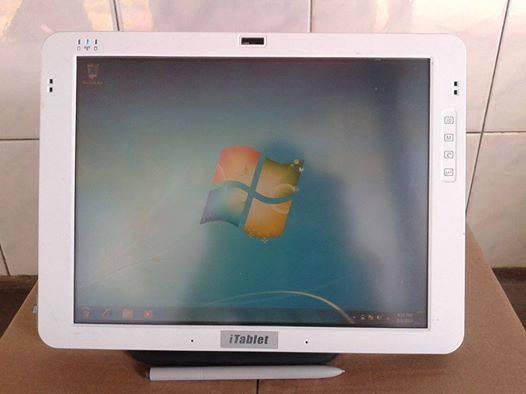 LAPTOP ITABLET T226 CORE2DUO GARANSI