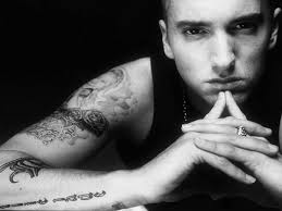 Biografi King of Hip Hop " EMINEM"