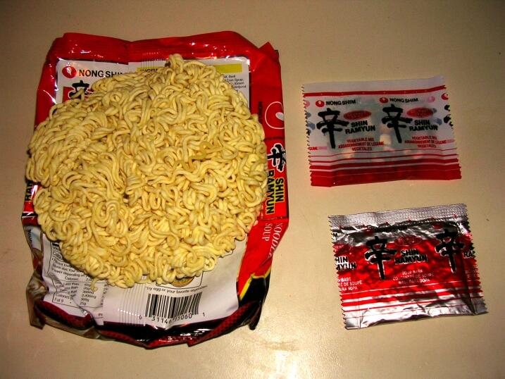 MAKANAN INSTAN KOREA TERMURAH DAN ORIGINAL
