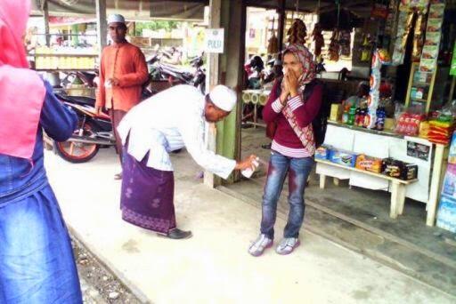 &#91;FOTO&#93; AWAS Razia Celana Ketat di Aceh Bakal Kena Semprot Cat 