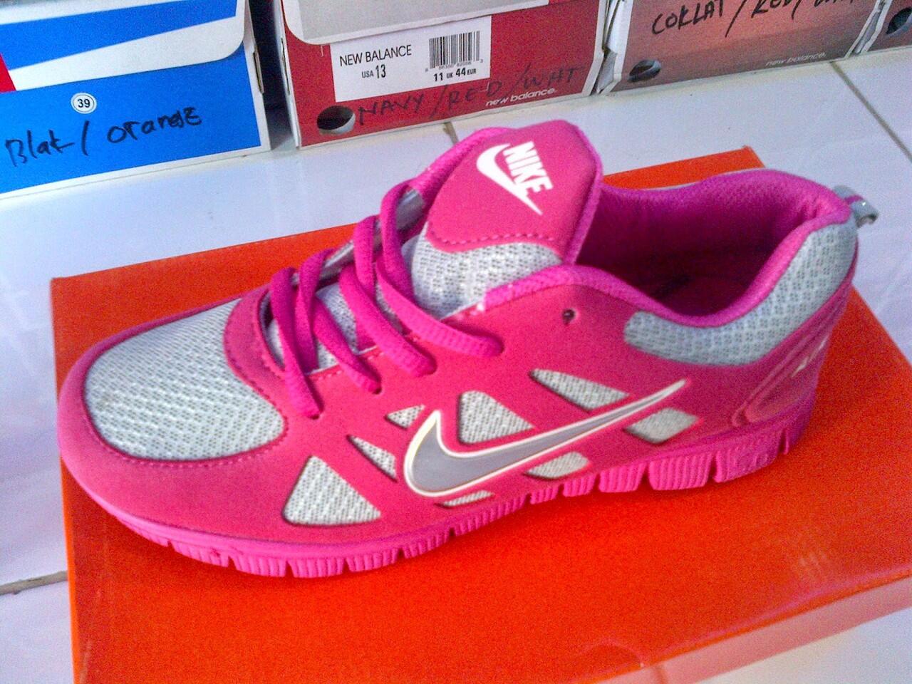 SEPATU NIKE AIR MAX GRADE ORI BERKUALITAS DENGAN HARGA BISA DIATUR LAH