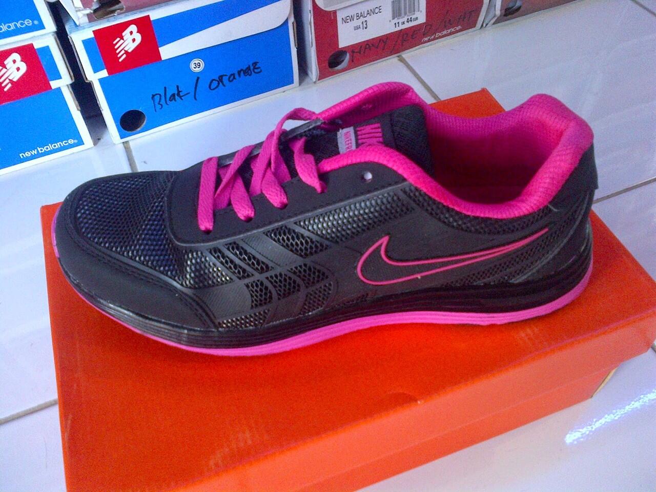 SEPATU NIKE AIR MAX GRADE ORI BERKUALITAS DENGAN HARGA BISA DIATUR LAH