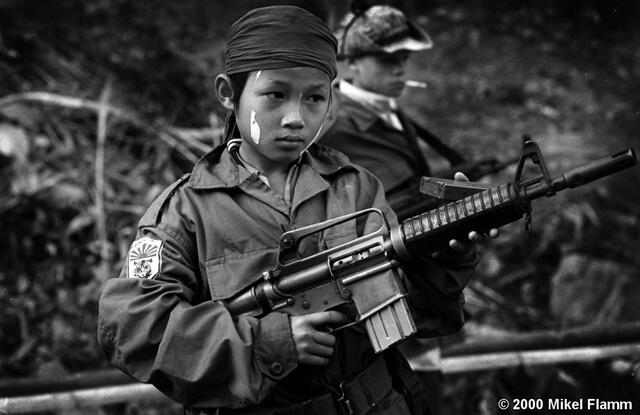 10 Negara ini Rekrut Anak di Bawah Umur Untuk Jadi Tentara (FULL PICT &amp; VIDEO)