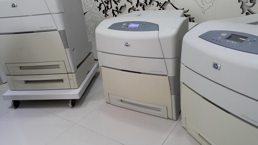 Printer Color A3 Hp Laserjet 5550dtn Bergaransi