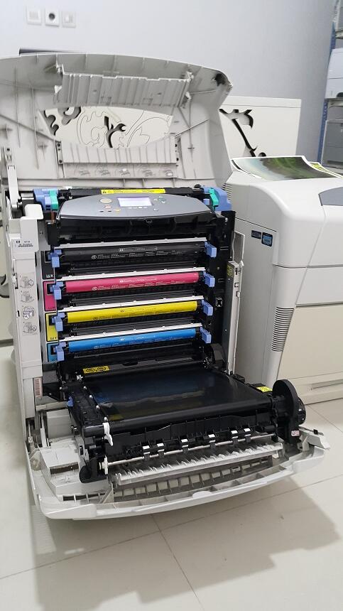 Printer Color A3 Hp Laserjet 5550dtn Bergaransi