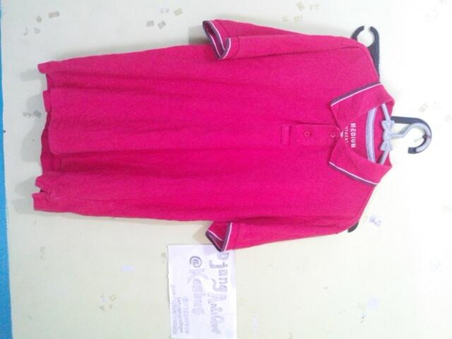 Kaos Uniqlo, Polo Uniqlo, Polo Lacoste, Polo Nautica, Kaos Vans, Kaos Stussy, etc