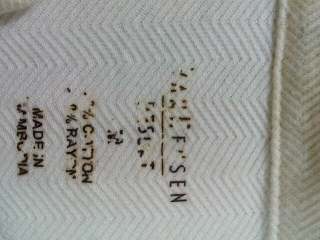 Kaos Uniqlo, Polo Uniqlo, Polo Lacoste, Polo Nautica, Kaos Vans, Kaos Stussy, etc