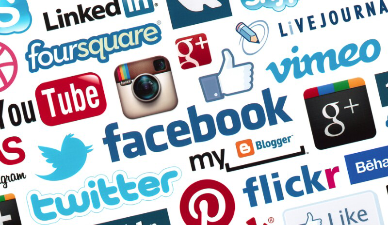 Beginikah Cara Mereka Cari Uang di Sosial Media