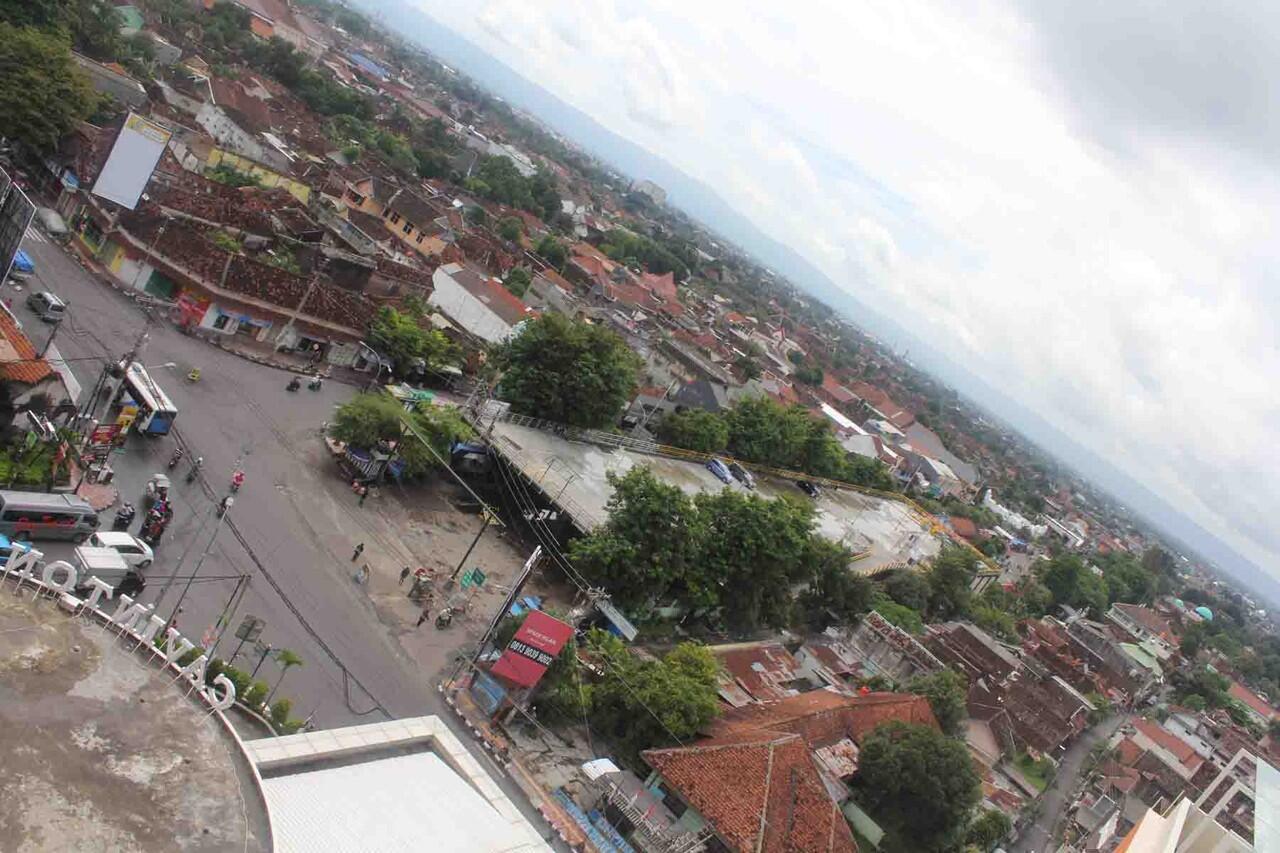 parkiran baru di Jogja (PABEAN) kalau dilihat dari atas