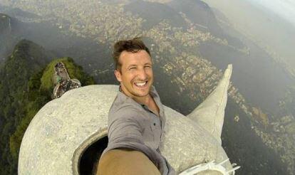 &#91;Masa seeh..&#93; COWOK DOYAN SELFIE BERPOTENSI PSIKOPAT!