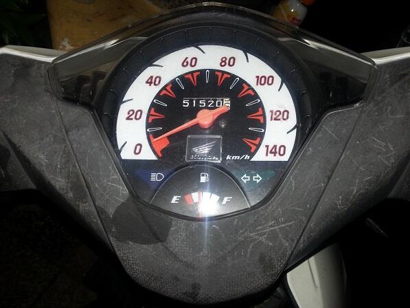 jual honda beat putih 2009