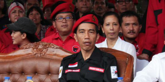 DPR Berdosa Membiarkan Jokowi Sesuka Hati