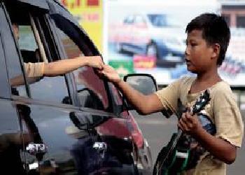 pengamen zaman sekarang adalah pengemis