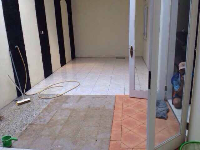 DI JUAL RUMAH DI TELAGA GOLF SAWANGAN