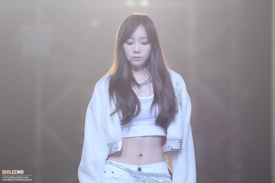 Taeyeon Abs