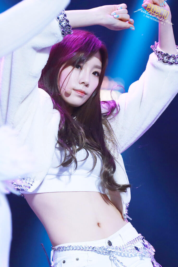 Taeyeon Abs