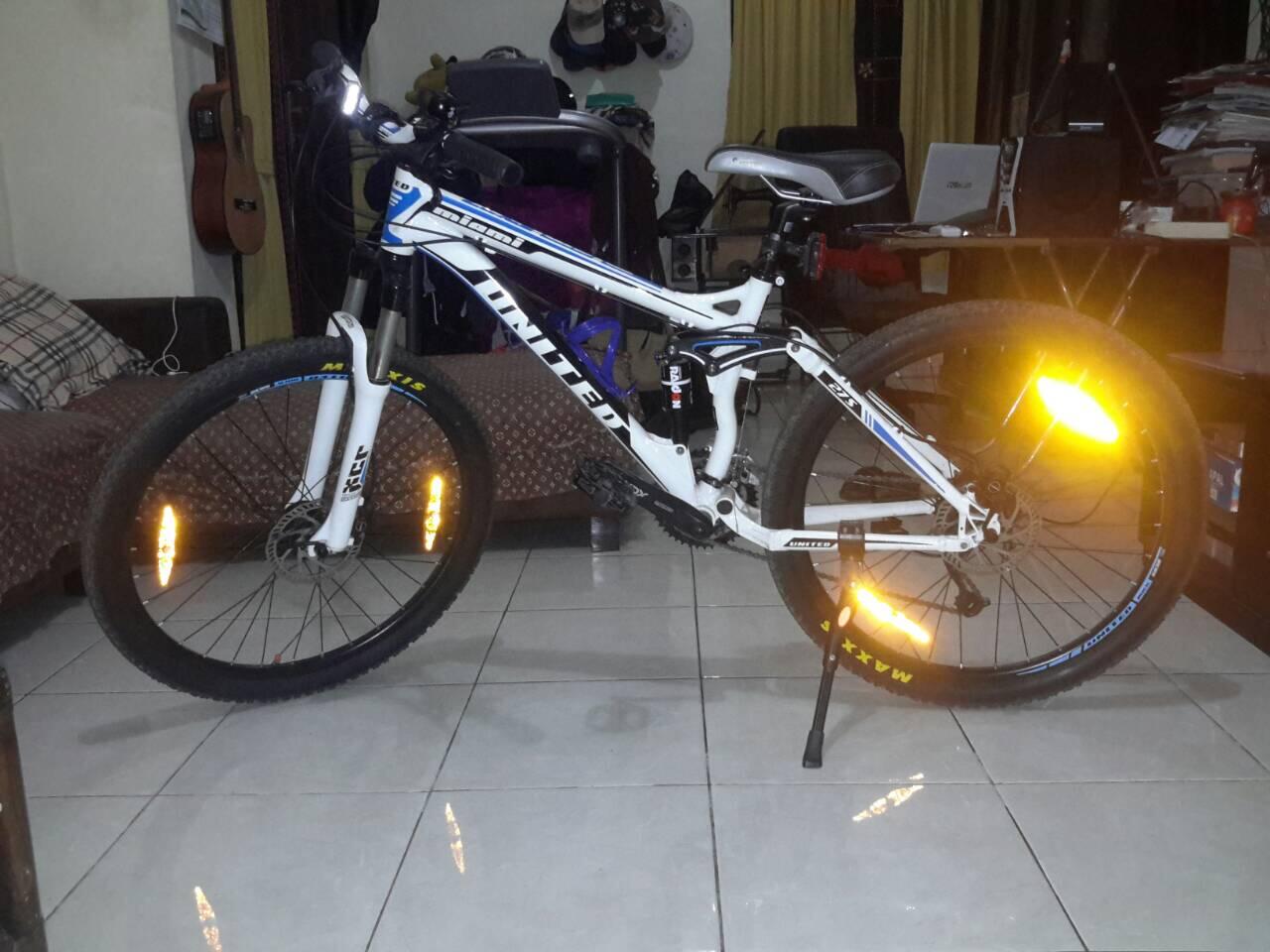 Terjual JUAL CEPAT MURAH Sepeda Gunung MTB UNITED 