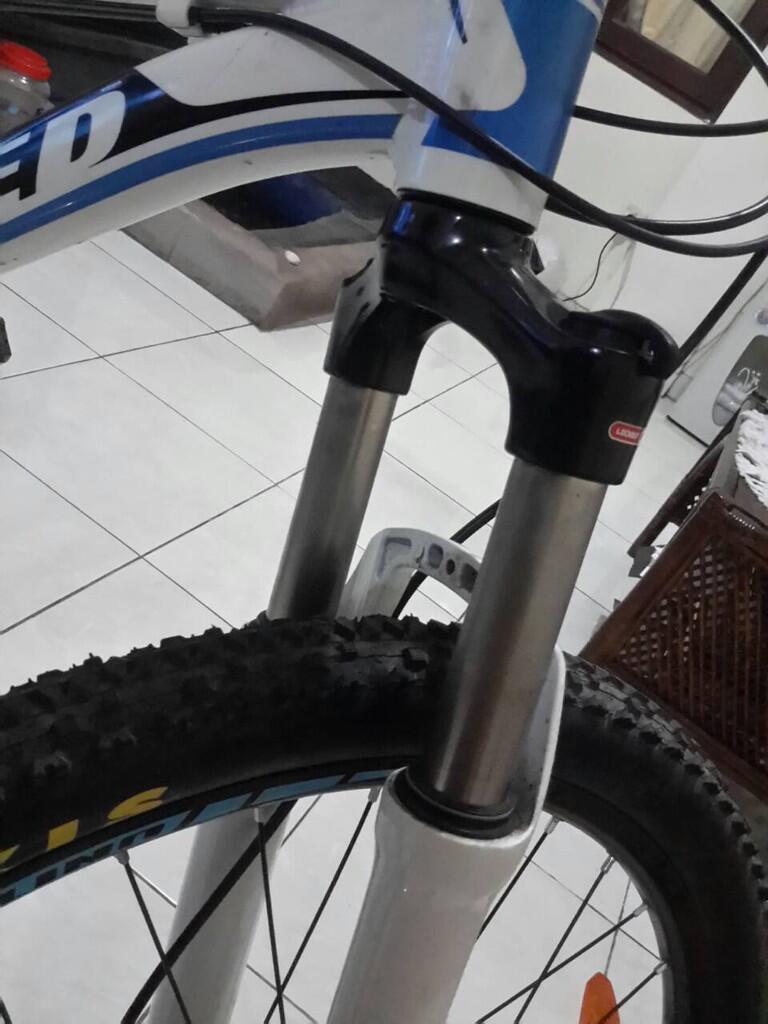 Terjual JUAL CEPAT MURAH Sepeda Gunung MTB UNITED 