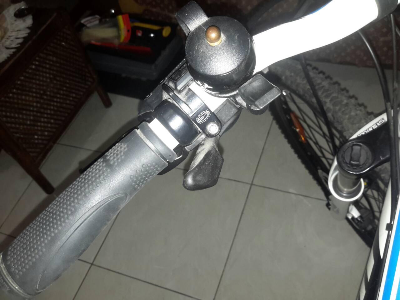 Terjual JUAL CEPAT MURAH Sepeda Gunung MTB UNITED 