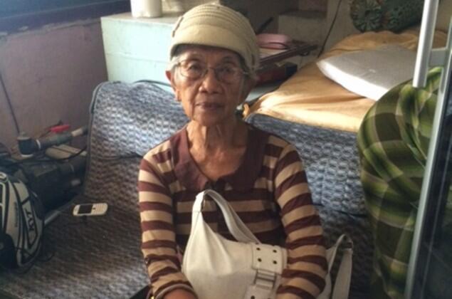 KASIHAN GAN, RUMAH NENEK INI DIGUSUR PADAHAL MASIH NYICIL