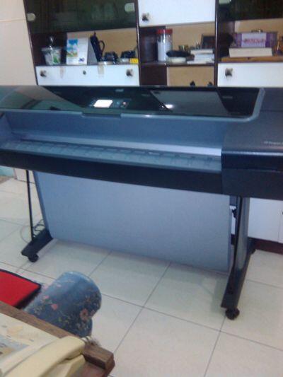 DIJUAL : PLOTTER HP DESIGNJET Z 2100 UKURAN 44 INCH