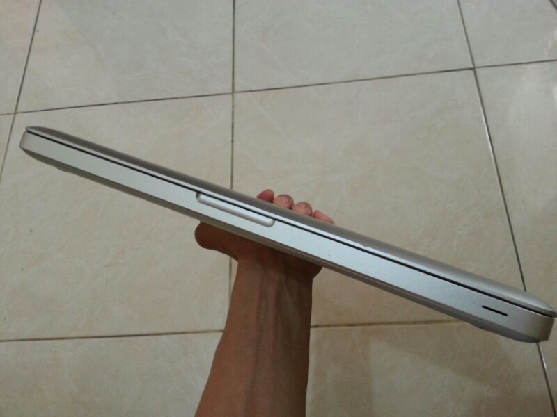 ◆¤◆apple macbook pro13 inch 2.4GHZ CORE 2 DUO hd 256 gb, ram 4gb◆●◆