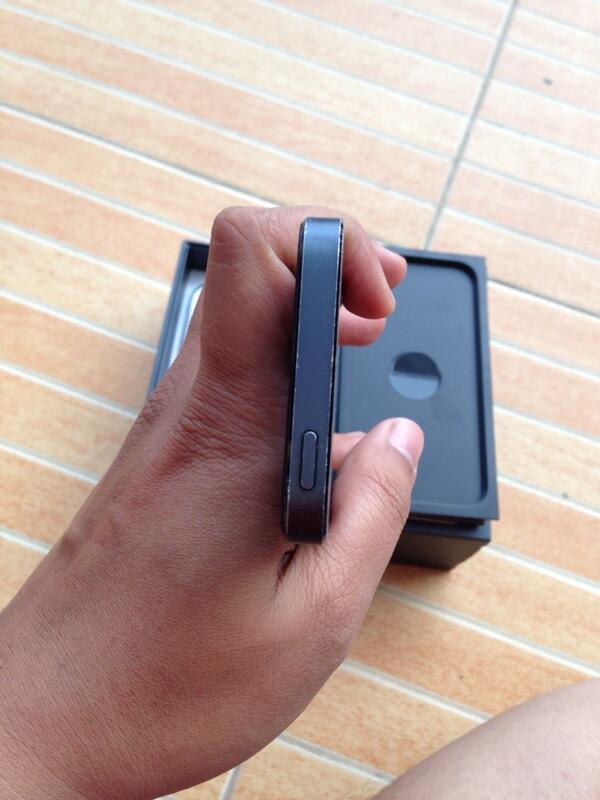 Iphone 5 black 32gb fu gsm bandung
