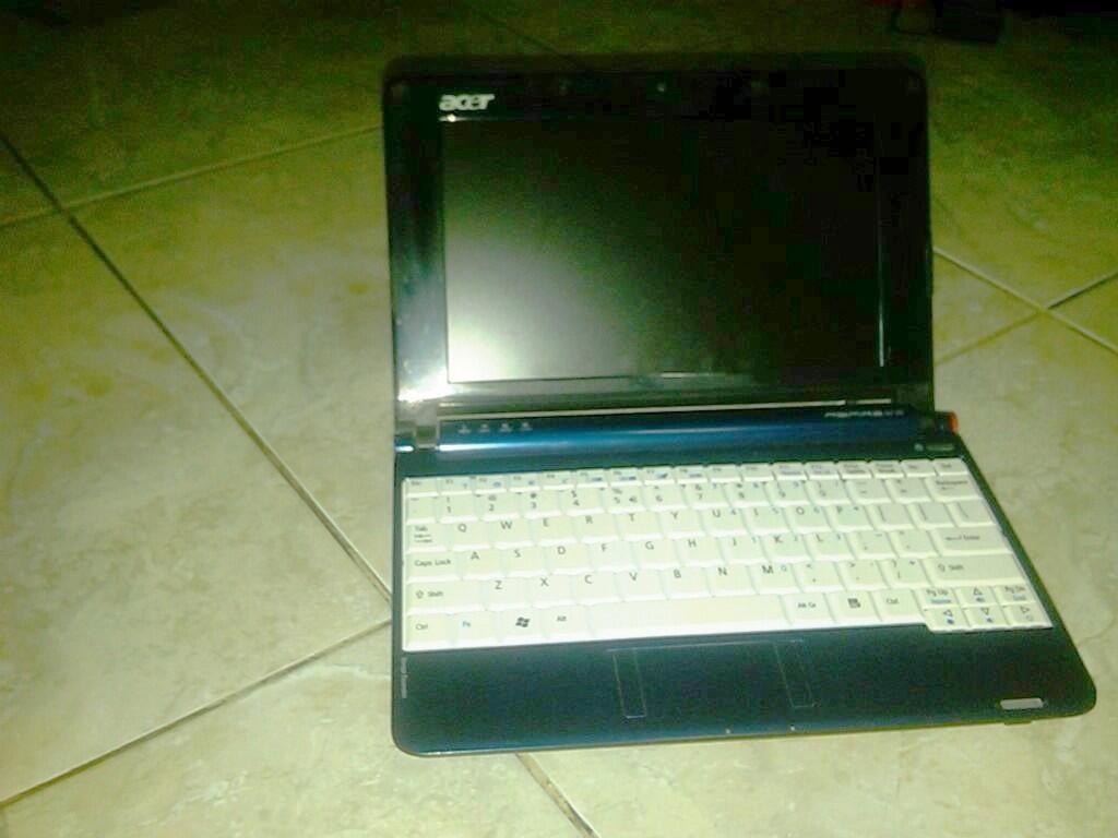 notebook acer aspire one