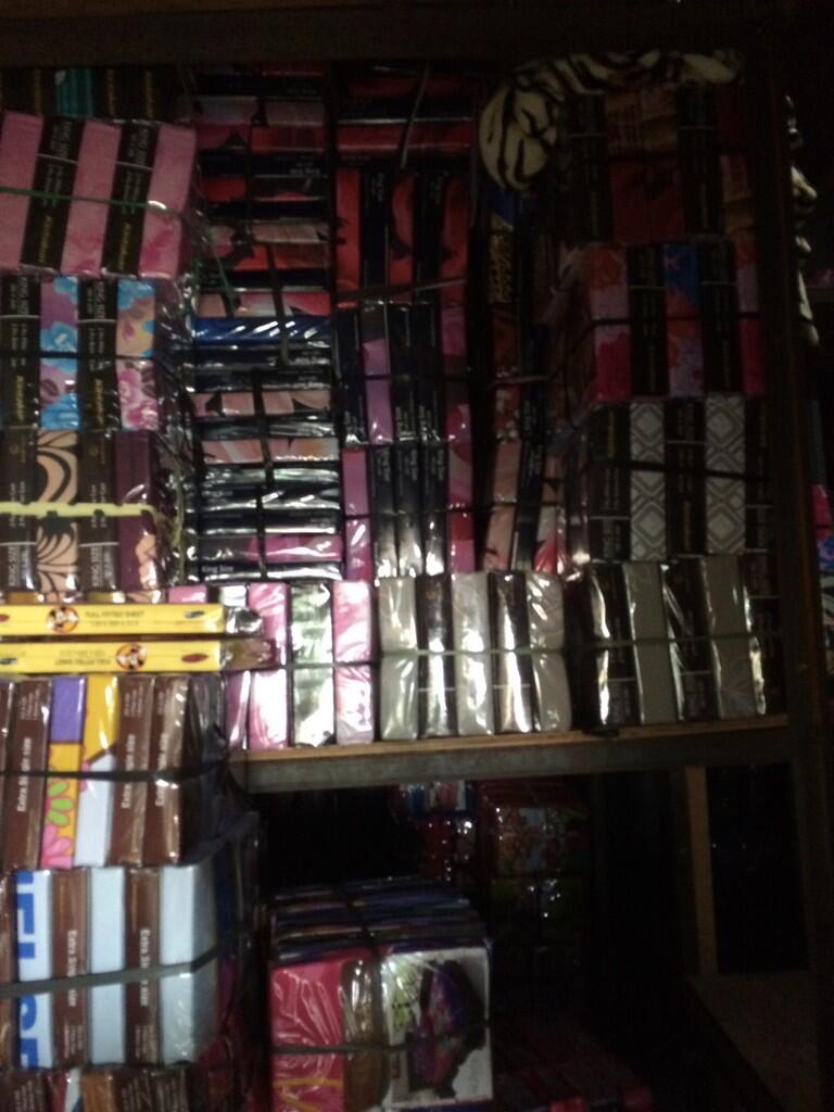 Jual Berbagai Macam Seprai, Selimut, dan Bed Cover
