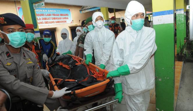 12 Jasad Korban AirAsia QZ8501 Masih Tunggu Identifikasi