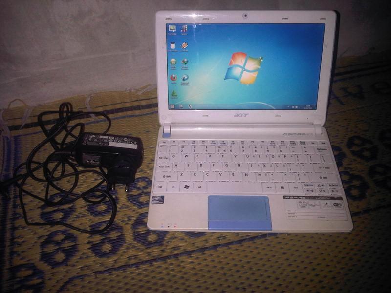 netbook acer segel hdd 320gb batre 2jam