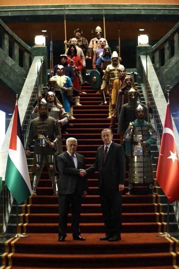 (DELUSI) Erdogan welcomes Abbas in Ottoman Empire style ceremony 