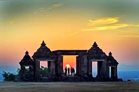 SENJA DI TANAH INDAH YANG TAK KAN TERABAIKAN&quot; Visit Jogjakarta&quot; 