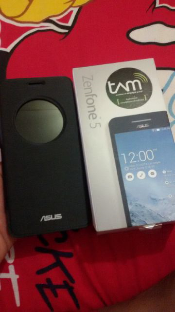 Jual Asus zenfone 5 fullset TAM baru 1bulan  KASKUS