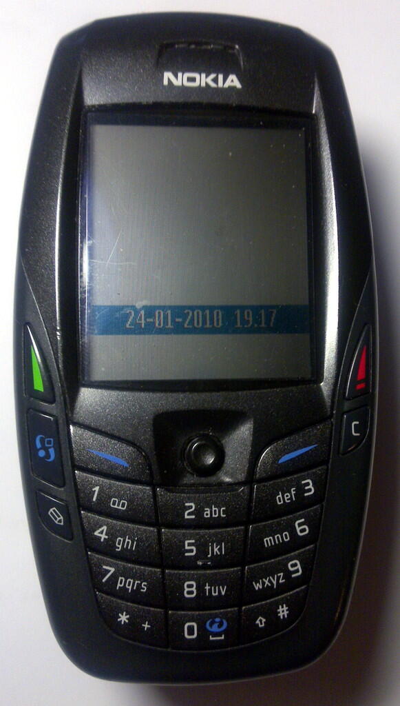 SHARE HANDPHONE APA SAJA YANG PERNAH AGANPUNYA??