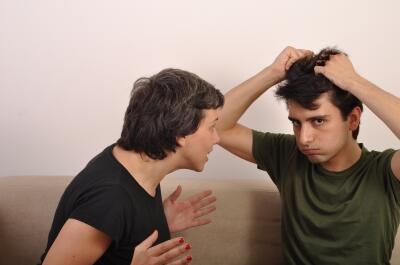 Mengenali Teman Palsu ?
