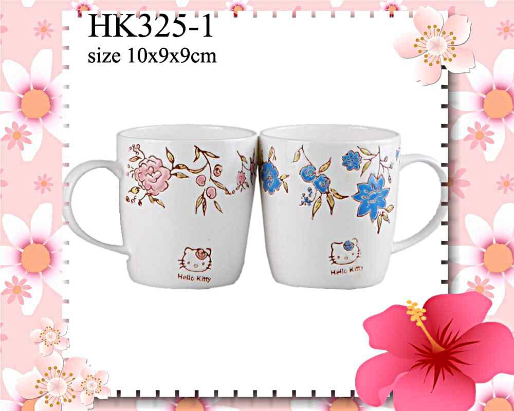 Botol, cetakan, Gelas, sendok, garpu, mangkok, piring , tempat bekal Hello Kitty