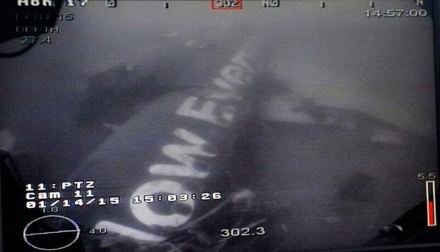 Foto Kondisi Badan Pesawat AirAsia di Dasar Laut