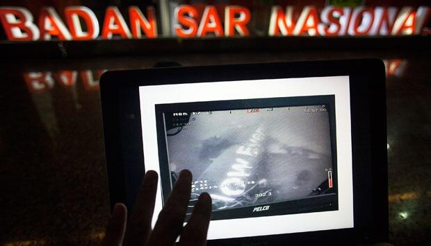 Foto Kondisi Badan Pesawat AirAsia di Dasar Laut
