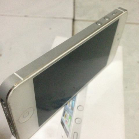 iphone 5 16gb fullset muluss bukan batangan