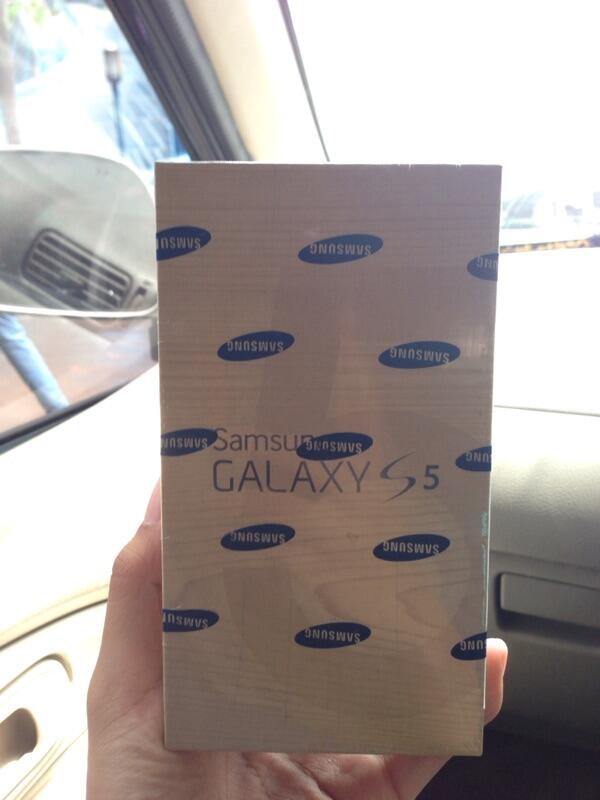 Samsung Galaxy S5 BNIB dapet dari Hadiah