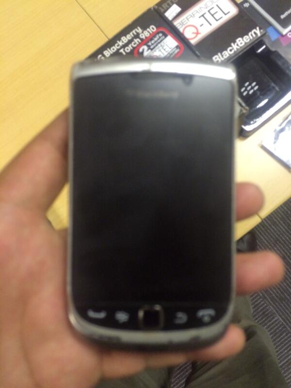 BLACKBERRY TORCH 2 9810 4G FULLSET